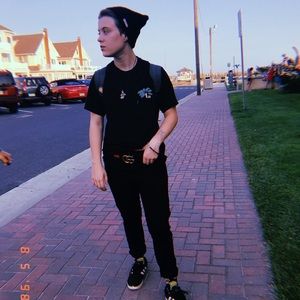 Meet your Posher, Cole